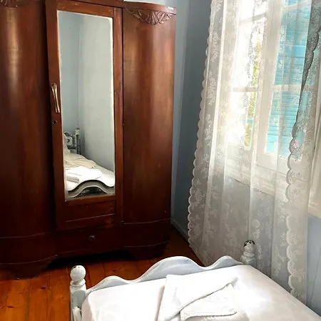 Traditional House In Old Town Holiday home