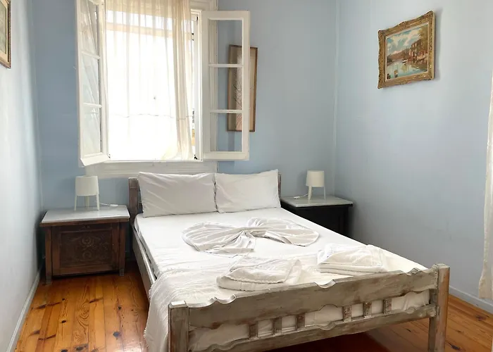 Traditional House In Old Town Holiday home *